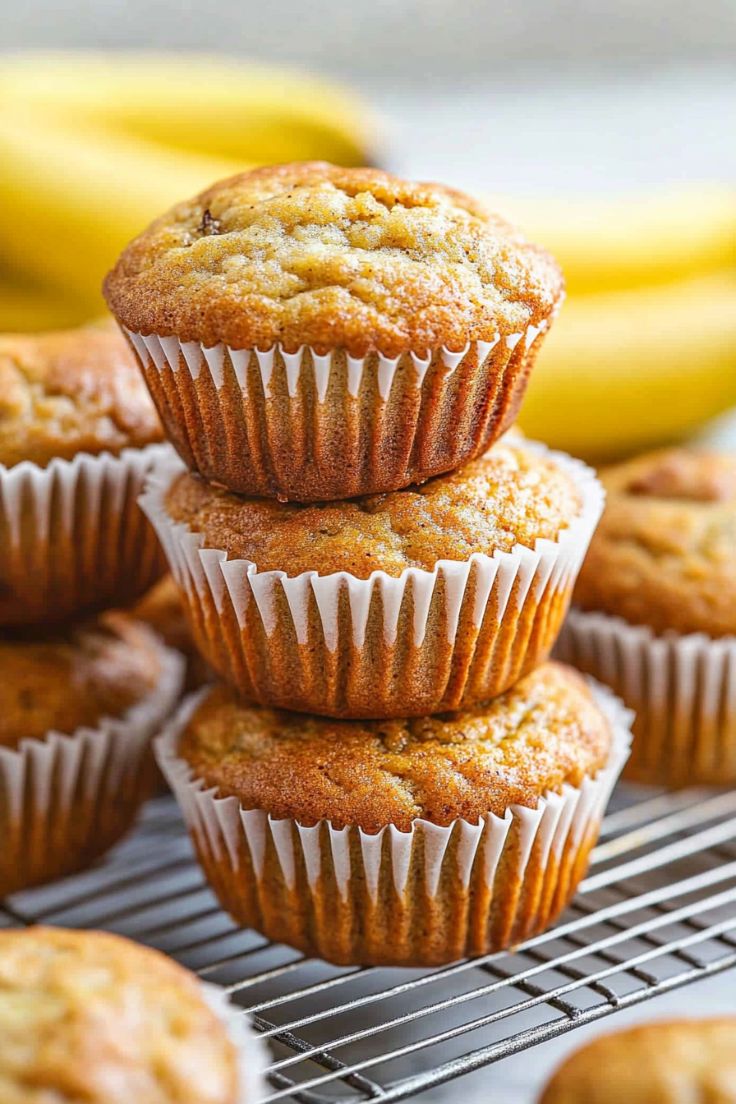 Easy & Moist Banana Muffins Recipe