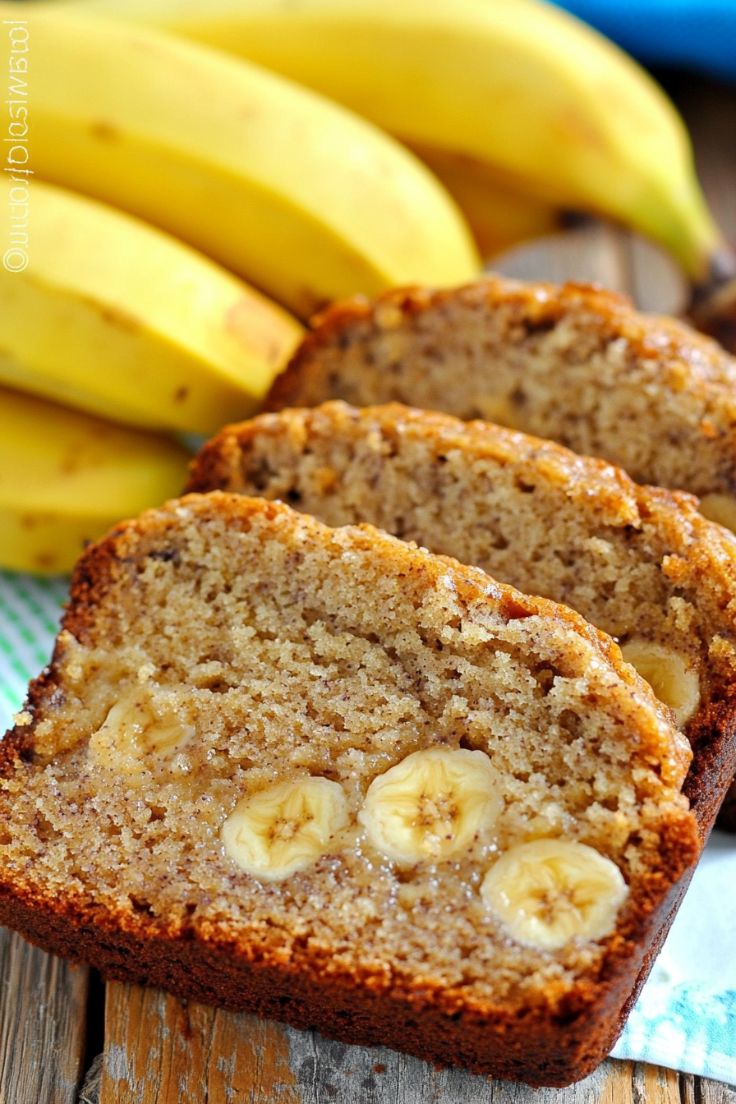 Easy & Moist Banana Bread Recipe