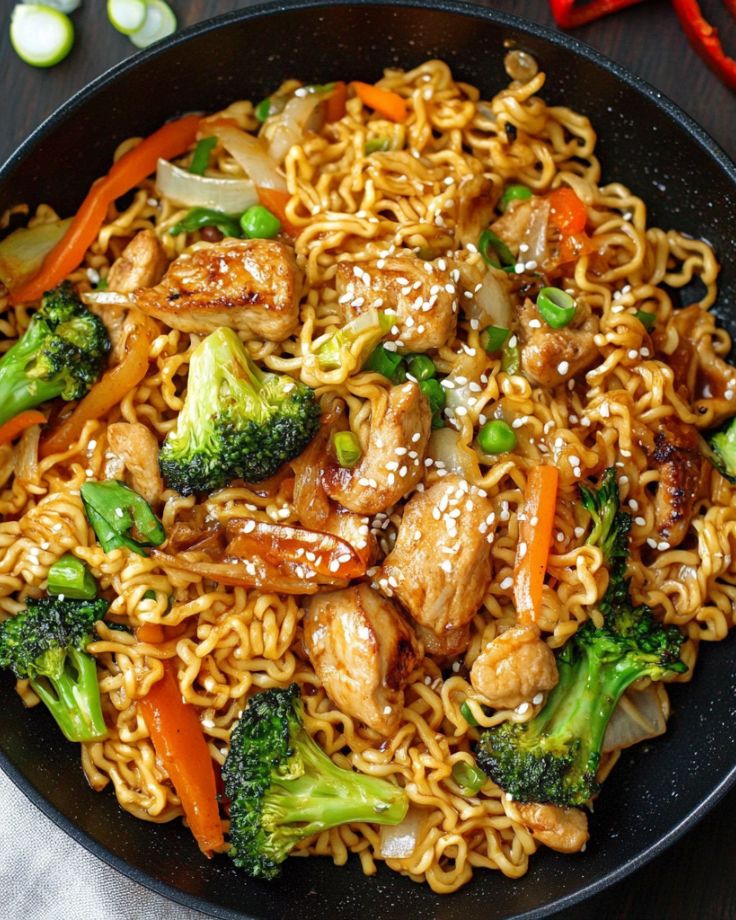 Easy Chicken Ramen Noodle Stir Fry Recipe