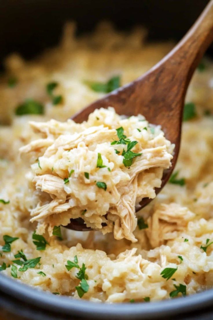 Slow Cooker Chicken and Cheesy Rice Slow Cooker Chicken and Cheesy Rice