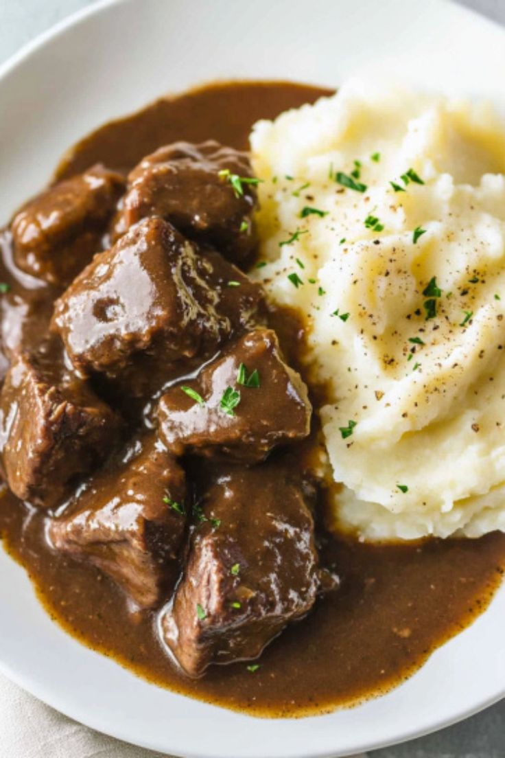 Beef Tips with Gravy Beef Tips with Gravy