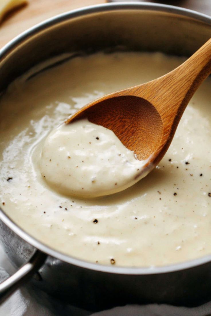 The Best Homemade Alfredo Sauce Ever