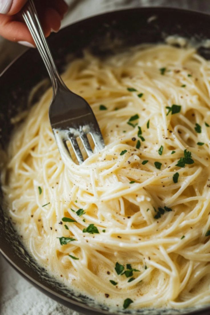 One-Pan Garlic Parmesan Pasta One-Pan Garlic Parmesan Pasta