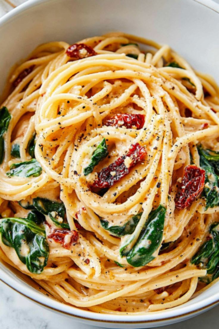 Spaghetti & Spinach with Sun-Dried Tomato Cream Sauce