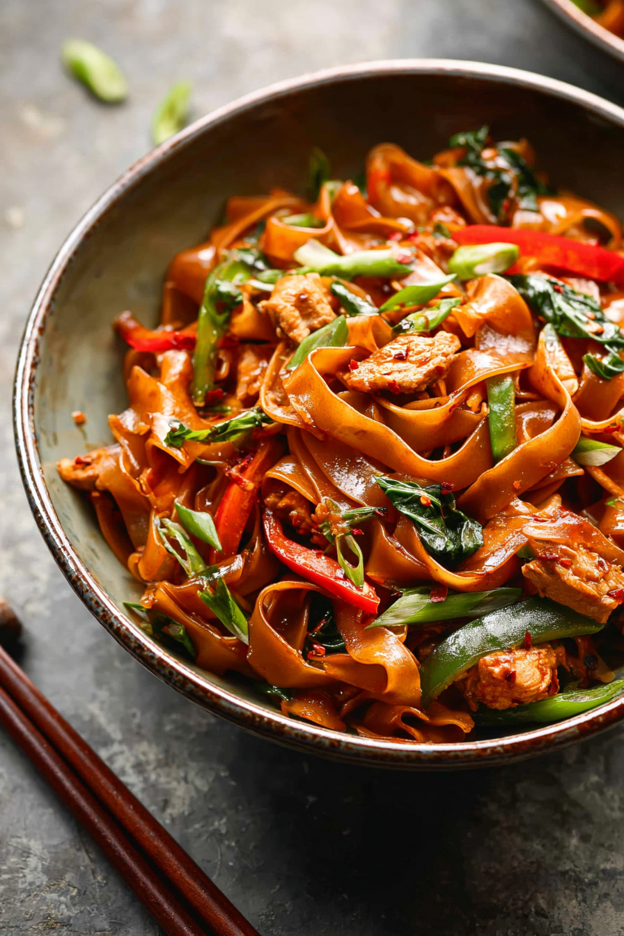 The Best Drunken Noodles (Pad Kee Mao)