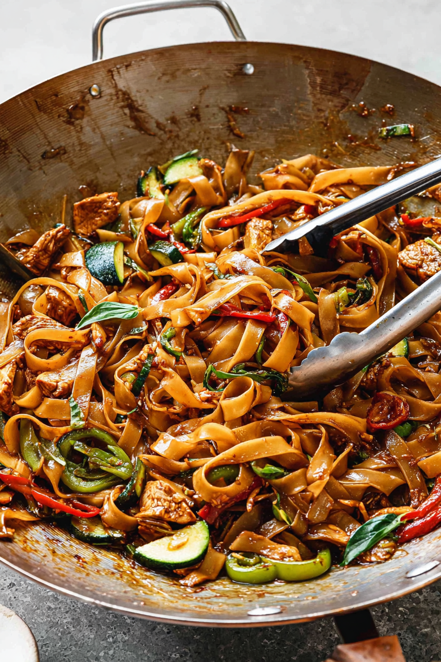 The Best Drunken Noodles (Pad Kee Mao)