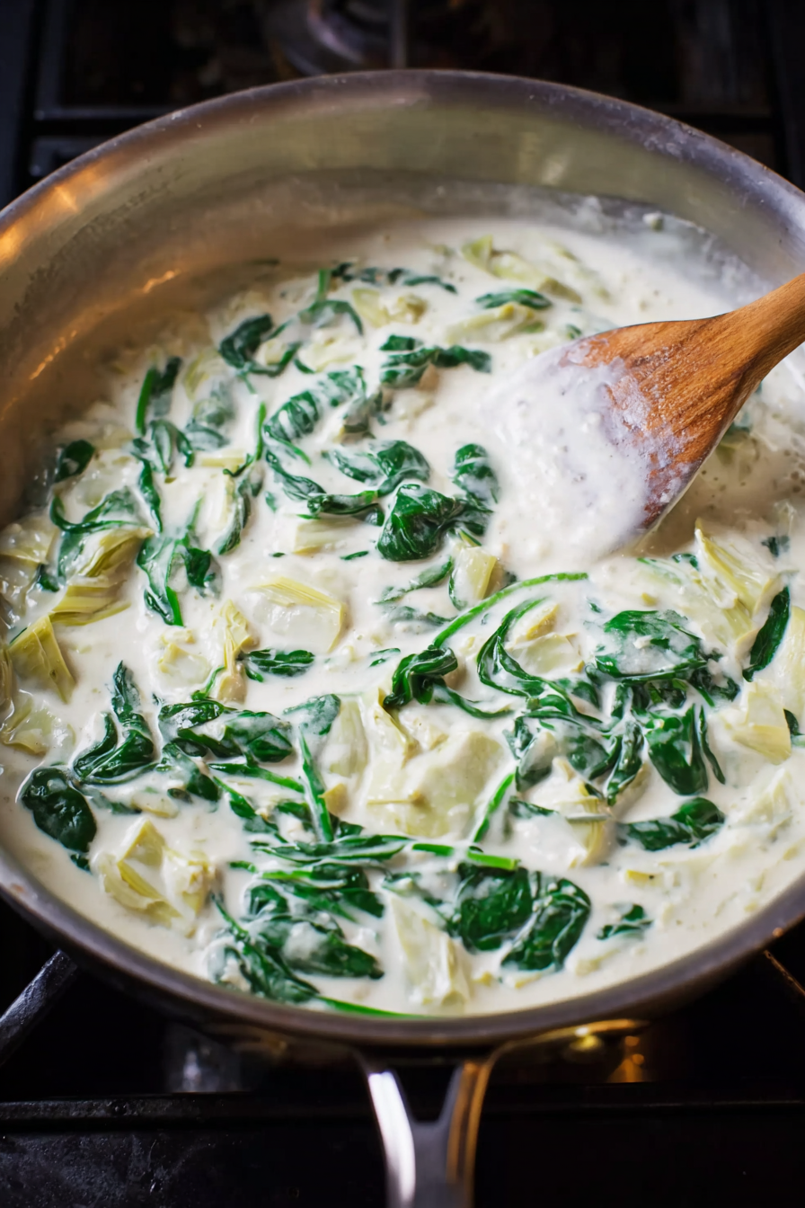 Fast Creamy Spinach Artichoke Chicken Skillet (Paleo, Whole30, Keto) Fast Creamy Spinach Artichoke Chicken Skillet (Paleo, Whole30, Keto)